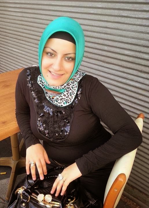 <em>Ana G.</em>